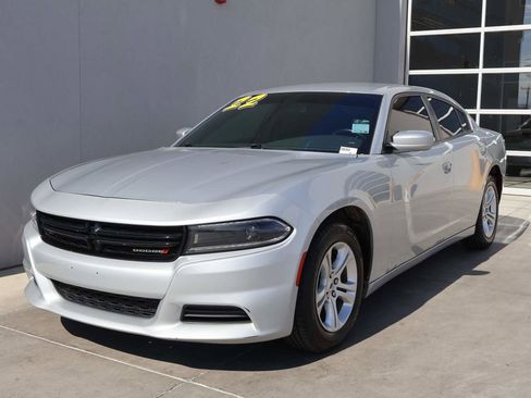 Used 2022 Dodge Charger SXT RWD image 1