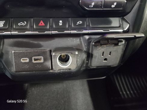 Used 2021 Chevrolet Silverado 2500 LT w/ Fleet Comfort Package image 35