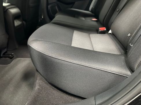 Used 2025 Nissan Sentra SV image 44