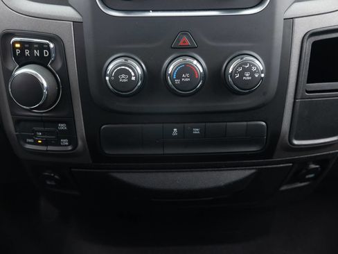 Used 2018 RAM 1500 Express w/ Black Ram 1500 Express Group image 38