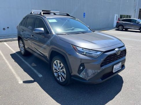 Used 2023 Toyota RAV4 XLE Premium FWD image 3