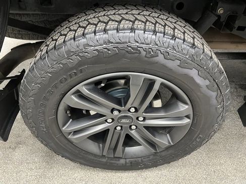 Used 2022 Ford F150 Lariat w/ Equipment Group 502A High image 15