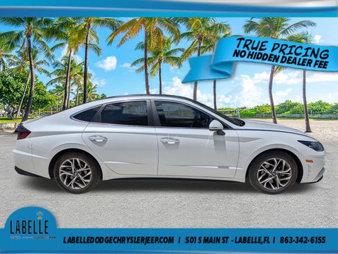 Used 2021 Hyundai Sonata SEL w/ Convenience Package FWD image 3