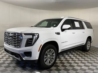 Used 2026 GMC Yukon XL Denali w/ Sun & Power Step Package AWD/4WD video 2
