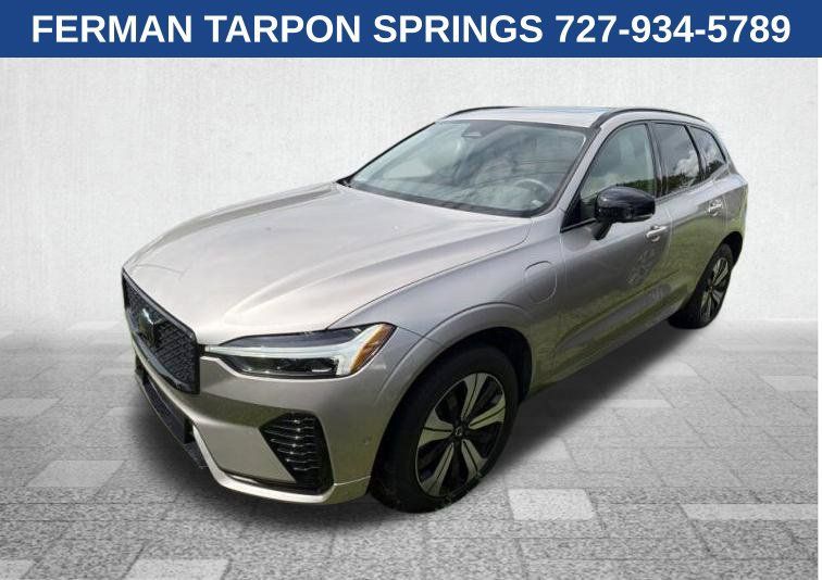 Used 2024 Volvo XC60 T8 Plus w/ Protection Package Premier AWD/4WD image 5