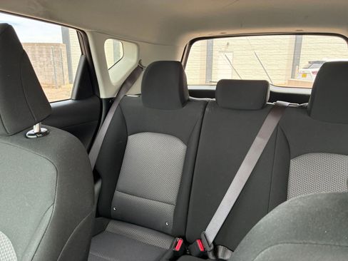 Used 2025 Kia Soul LX w/ LX Technology Package FWD image 34
