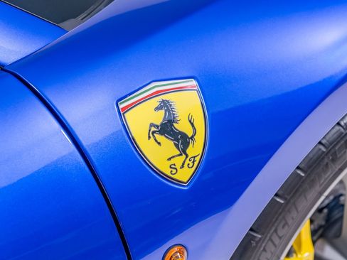 Used 2019 Ferrari 488 Spider RWD image 41