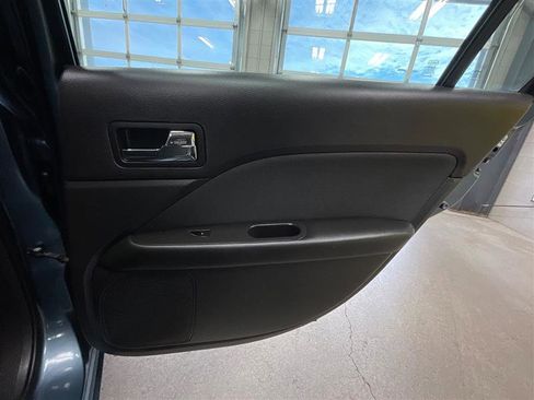 Used 2011 Ford Fusion SE w/ 202A Rapid Spec Order Code image 22