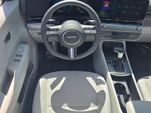 Used 2024 Hyundai Kona SEL FWD image 14