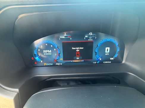 Used 2025 Ford Bronco Outer Banks w/ Sasquatch Package AWD/4WD image 13
