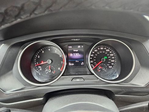 Used 2019 Volkswagen Tiguan SE w/ Panoramic Sunroof Package FWD image 19