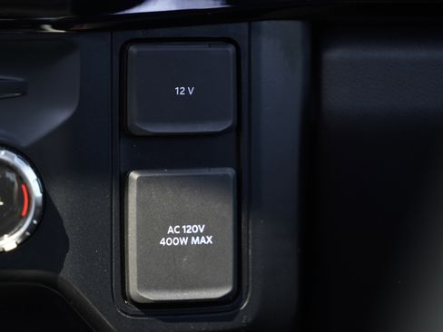 Used 2023 Ford F250 Lariat w/ Lariat Ultimate Package AWD/4WD image 37