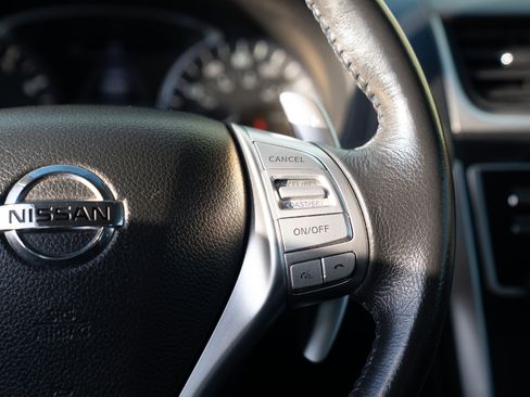 Used 2016 Nissan Altima 2.5 SR image 31