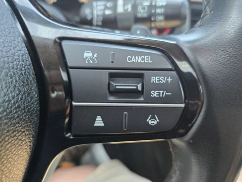 Used 2023 Honda Pilot Touring image 26