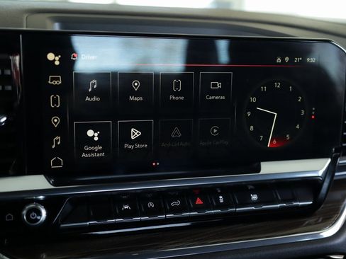 Used 2024 GMC Sierra 1500 Elevation image 14