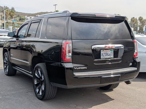 Used 2018 GMC Yukon Denali w/ Denali Ultimate Package image 6