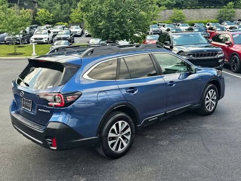 Used 2021 Subaru Outback Premium AWD/4WD image 6