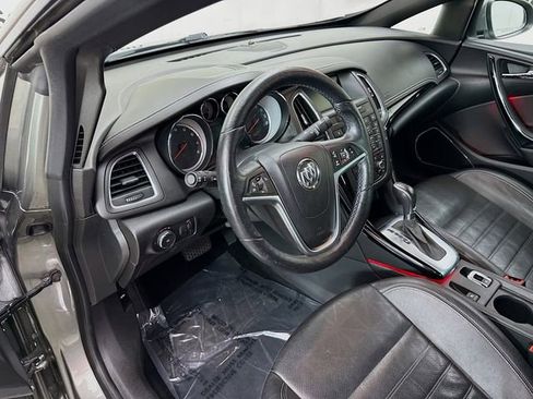 Used 2018 Buick Cascada Premium image 9