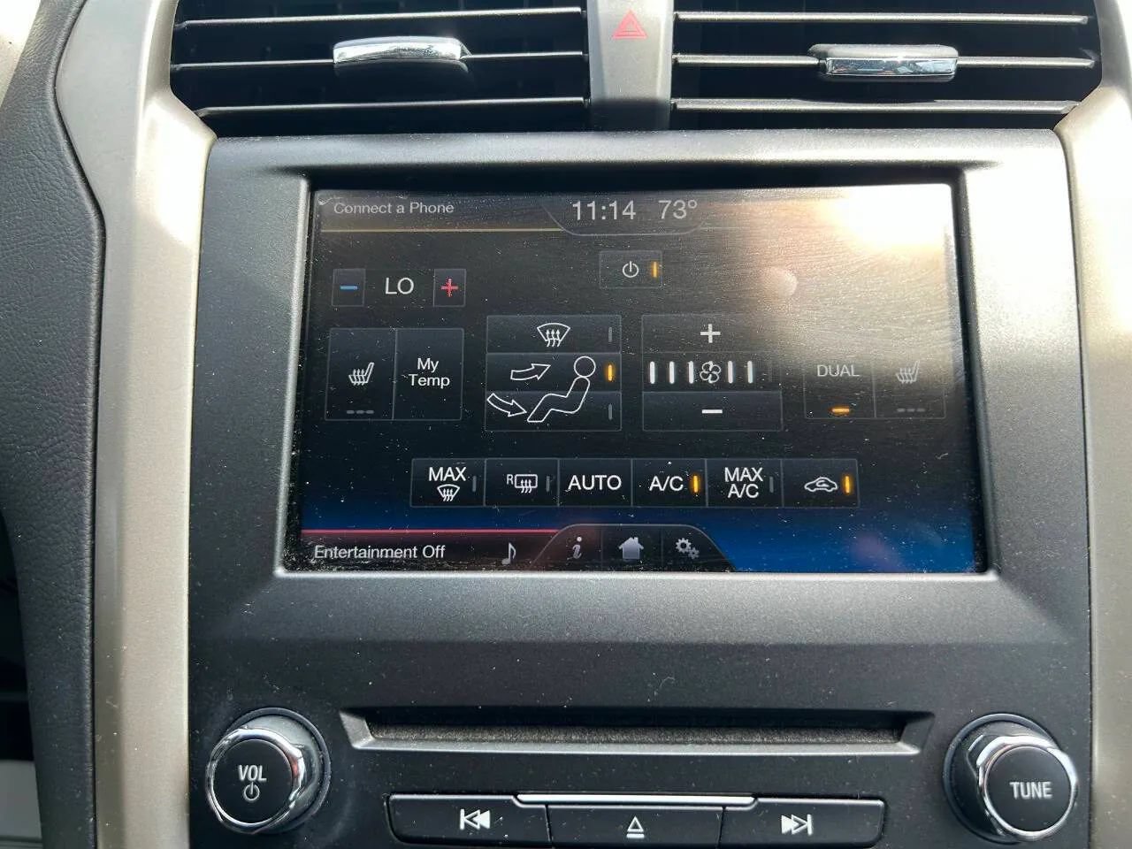 Used 2016 Ford Fusion SE w/ Equipment Group 202A AWD/4WD image 26