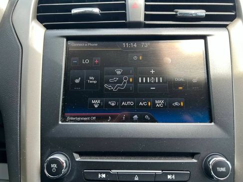Used 2016 Ford Fusion SE w/ Equipment Group 202A AWD/4WD image 26