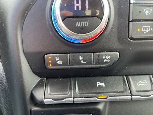 Used 2021 GMC Sierra 2500 SLT w/ SLT Premium Package image 30