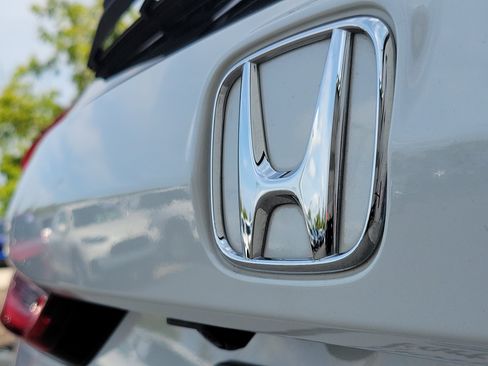 Used 2024 Honda CR-V Sport image 8