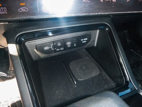 Used 2025 Kia K5 GT-Line w/ GT-Line Premium Package FWD image 19
