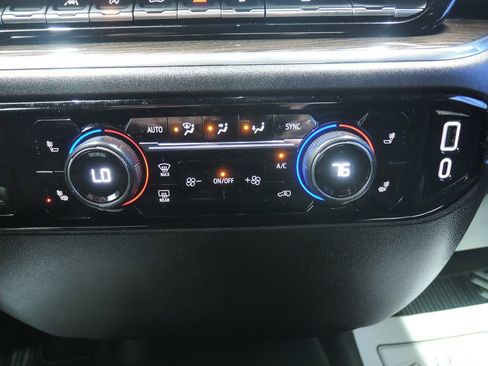 Used 2025 Chevrolet Silverado 1500 LT image 20