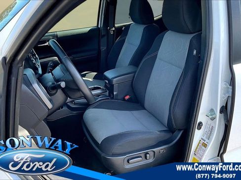 Used 2022 Toyota Tacoma TRD Off-Road w/ Technology Package image 23