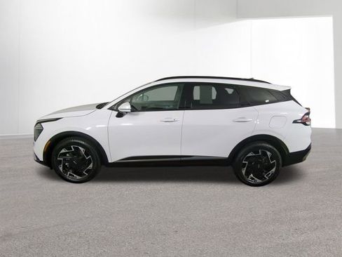 Certified 2025 Kia Sportage SX image 16