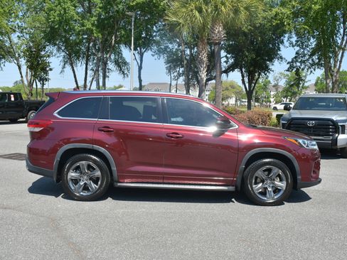 Used 2019 Toyota Highlander Limited Platinum image 5