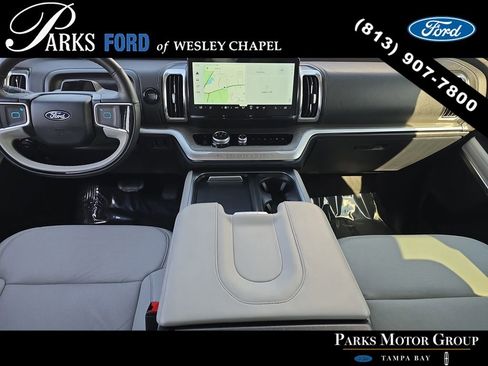 Certified 2025 Ford Expedition Platinum w/ Driver's Package image 12