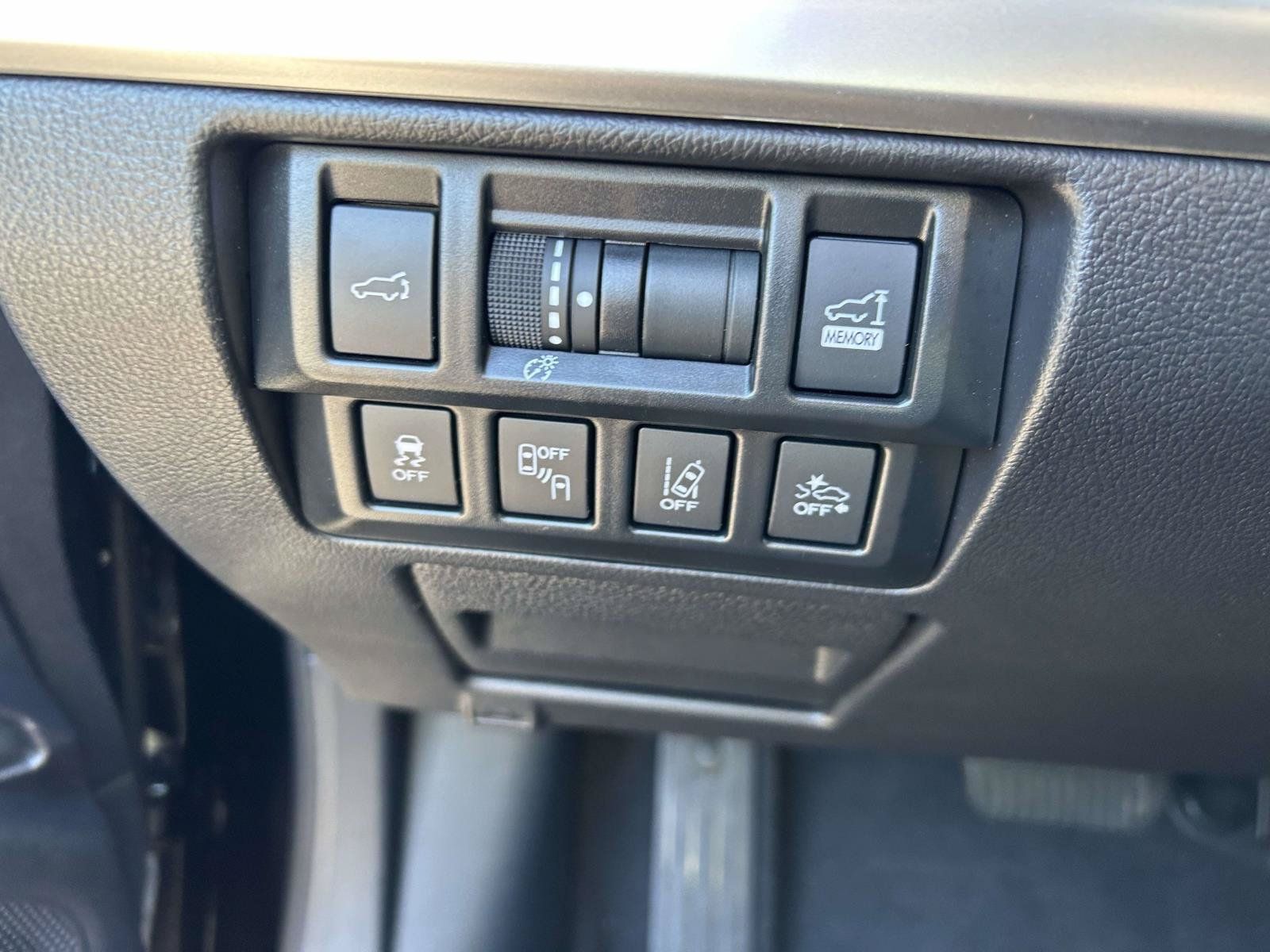 Used 2019 Subaru Outback 2.5i Limited AWD/4WD image 22