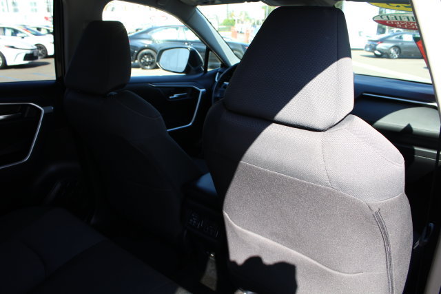 Certified 2025 Toyota RAV4 XLE AWD/4WD image 27