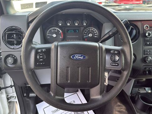 Used 2016 Ford F550 4x4 SuperCab Super Duty image 12