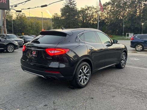 Used 2017 Maserati Levante S image 6