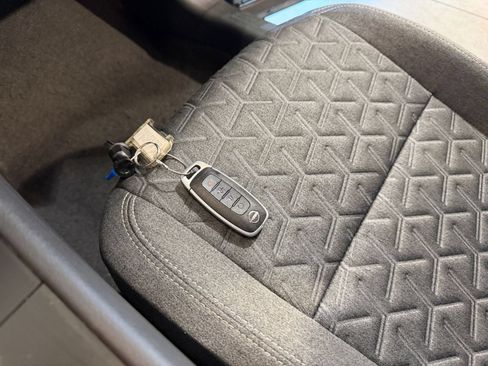 Used 2026 Nissan Kicks SV FWD image 21