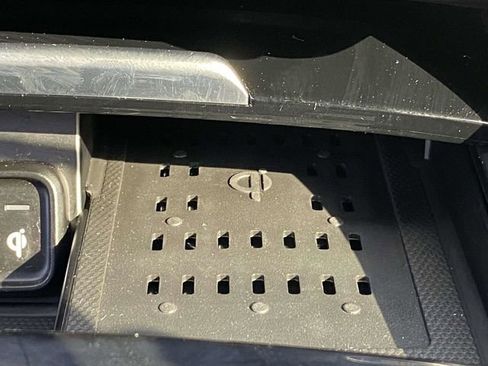 Used 2022 Kia Stinger GT-Line image 30