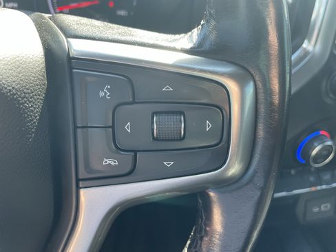 Used 2022 Chevrolet Silverado 1500 LT w/ Bed Protection Package AWD/4WD image 17