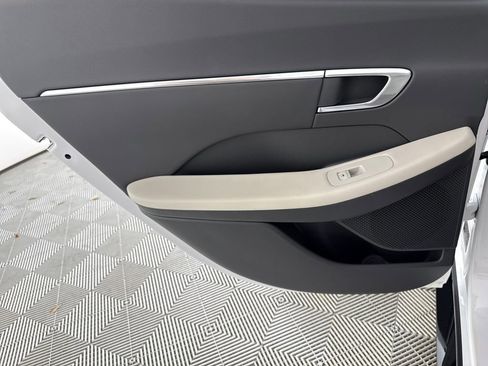 Used 2023 Hyundai Sonata SEL image 14