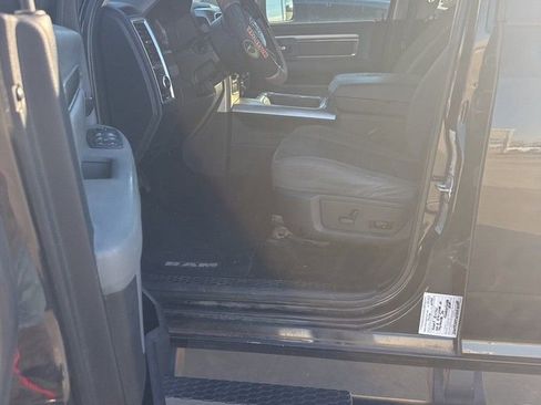 Used 2017 RAM 2500 Big Horn w/ Sport Appearance Group image 9