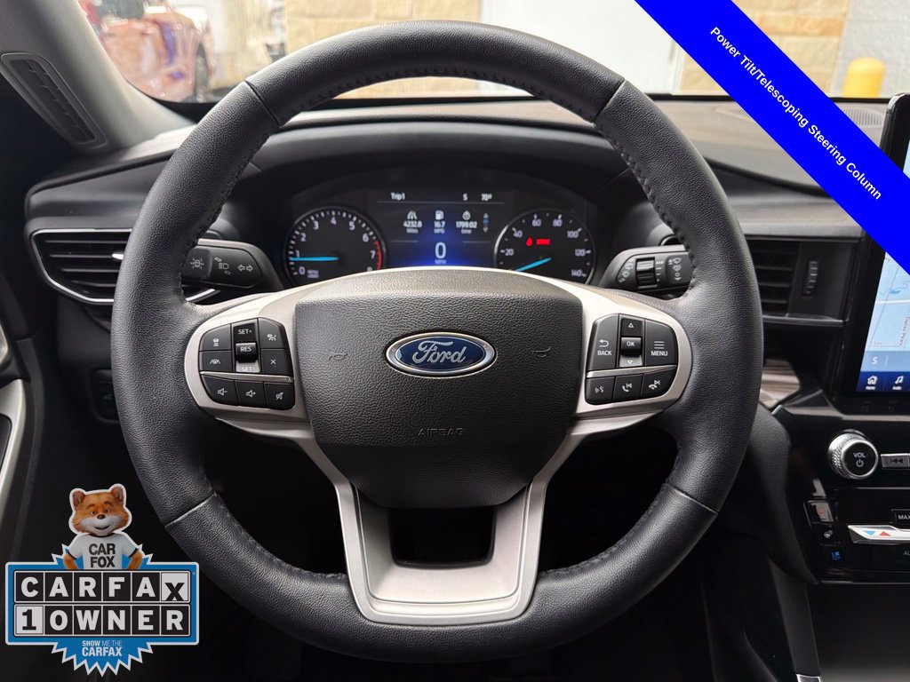 Used 2024 Ford Explorer Limited w/ Limited Technology Package RWD image 13