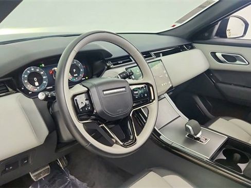 Used 2024 Land Rover Range Rover Velar Dynamic SE image 20
