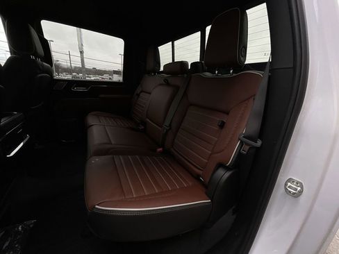 Certified 2025 GMC Sierra 2500 Denali Ultimate image 25