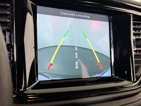 Used 2022 Dodge Durango SXT w/ Anodized Platinum Package image 13