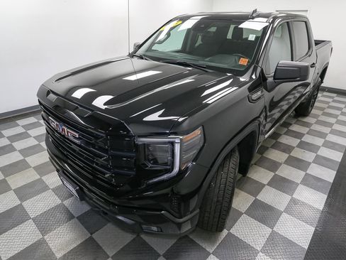 Used 2023 GMC Sierra 1500 Elevation image 6