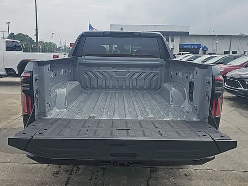 New 2026 GMC Sierra EV Elevation image 6
