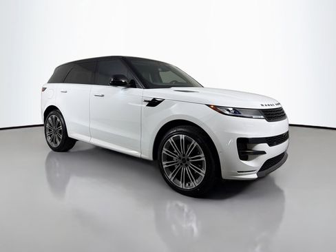 New 2026 Land Rover Range Rover Sport Dynamic SE image 3