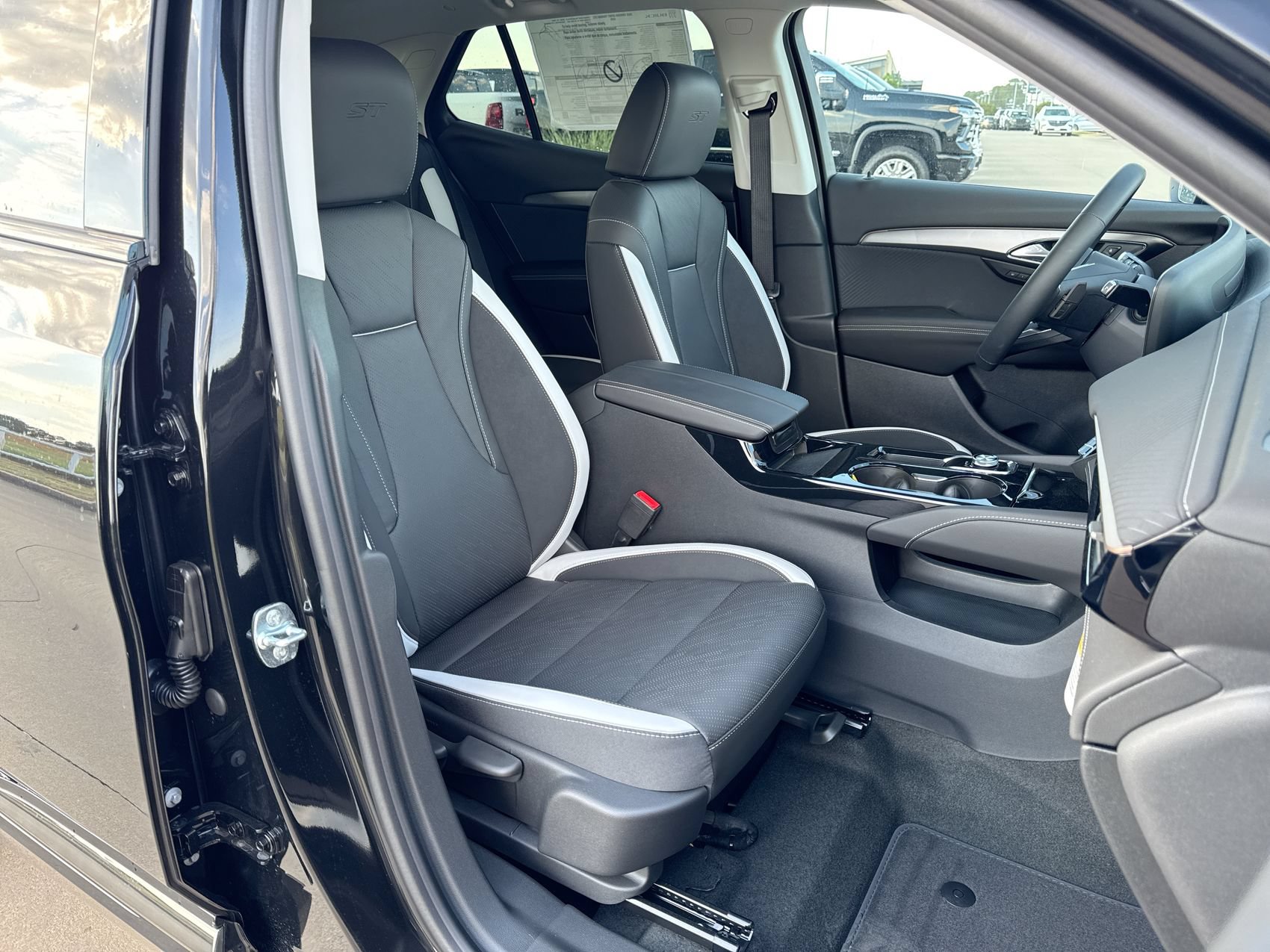 New 2026 Buick Envision Sport Touring AWD/4WD image 23