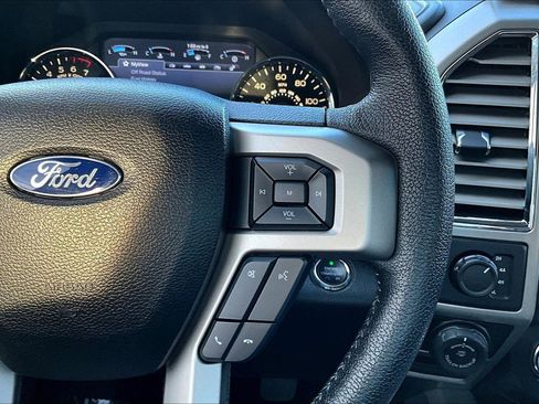 Used 2016 Ford F150 Lariat w/ Equipment Group 501A Mid image 11